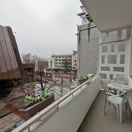 Festival And Congress Centre Appartment Varna Esterno foto