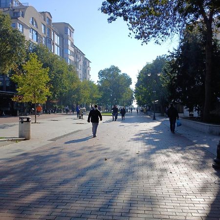 Festival And Congress Centre Appartment Varna Esterno foto