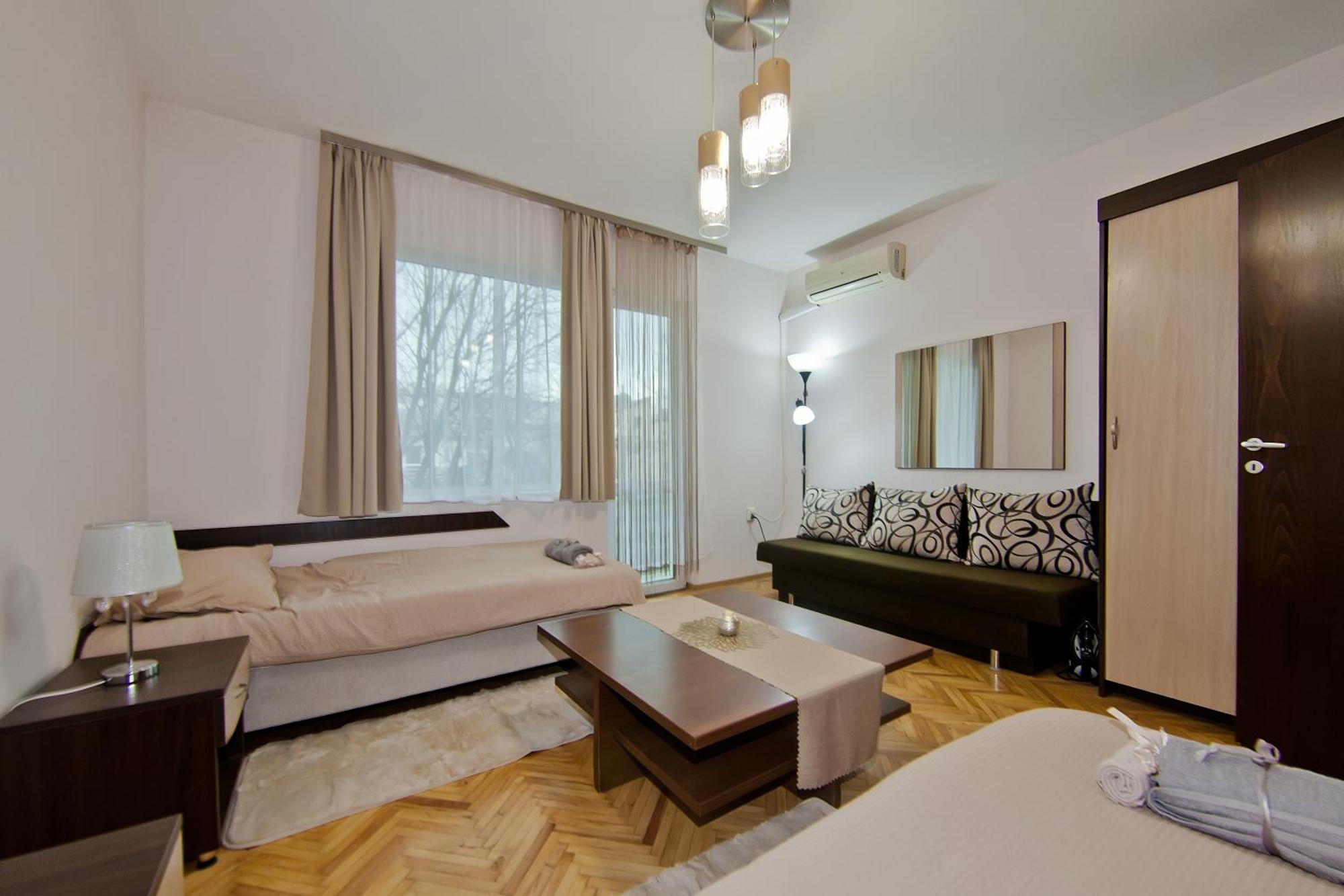 Festival And Congress Centre Appartment Varna Esterno foto
